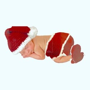 Little Me Christmas Outfit Baby Photo Prop size 0-6M Hat Diaper Cover Booties